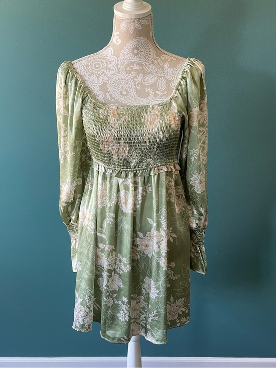 ILLA ILLA Dresses & Skirts - ILLA ILLA Sage Green Floral Smocked Long-Sleeve Silky Mini Dress